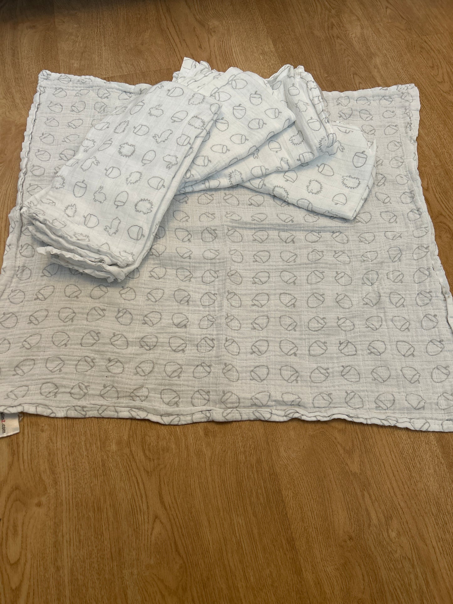 Muslinz flat nappy bundle (086)