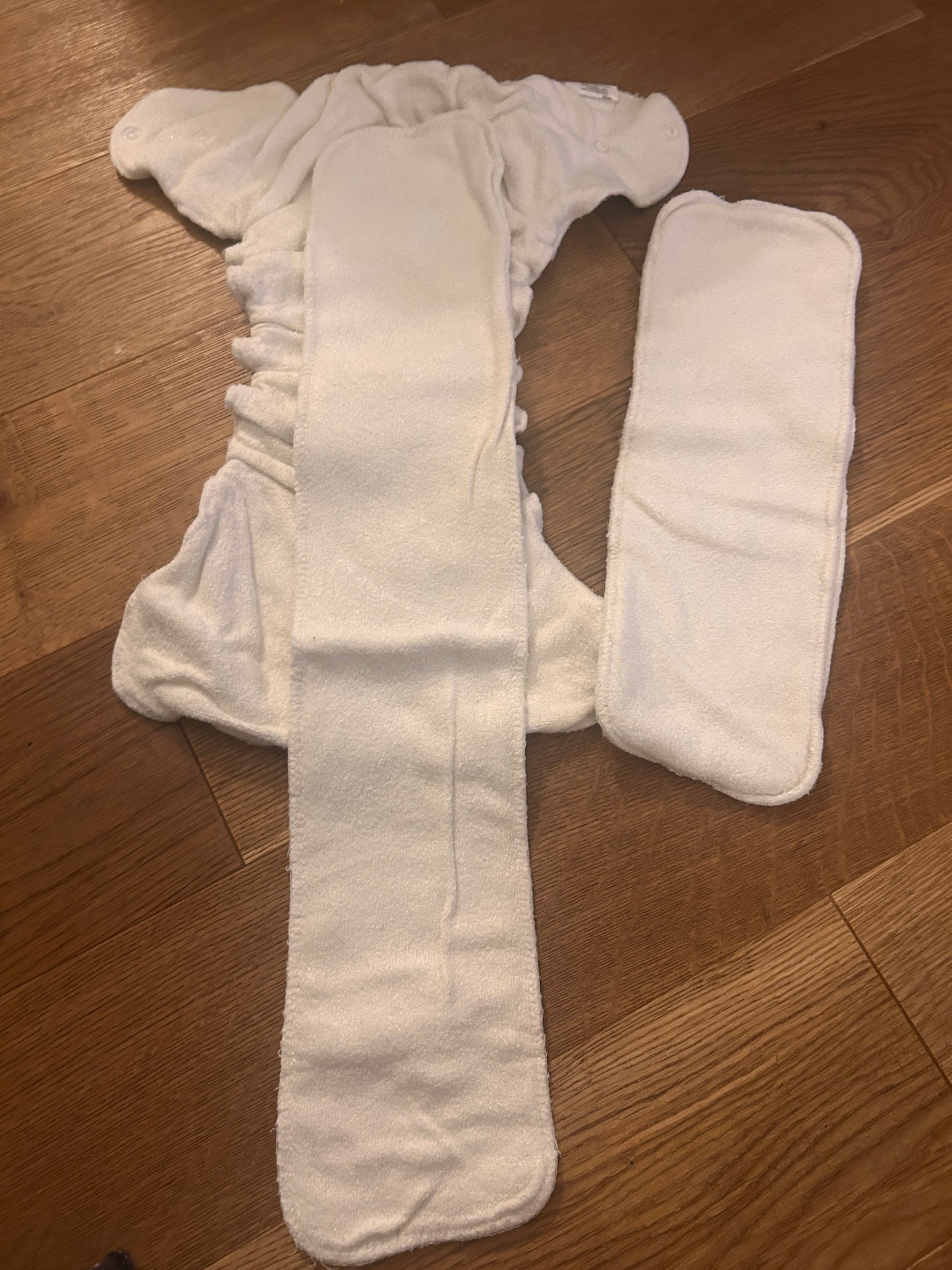 Petit Lulu fluffy organic fitted nappy (056)