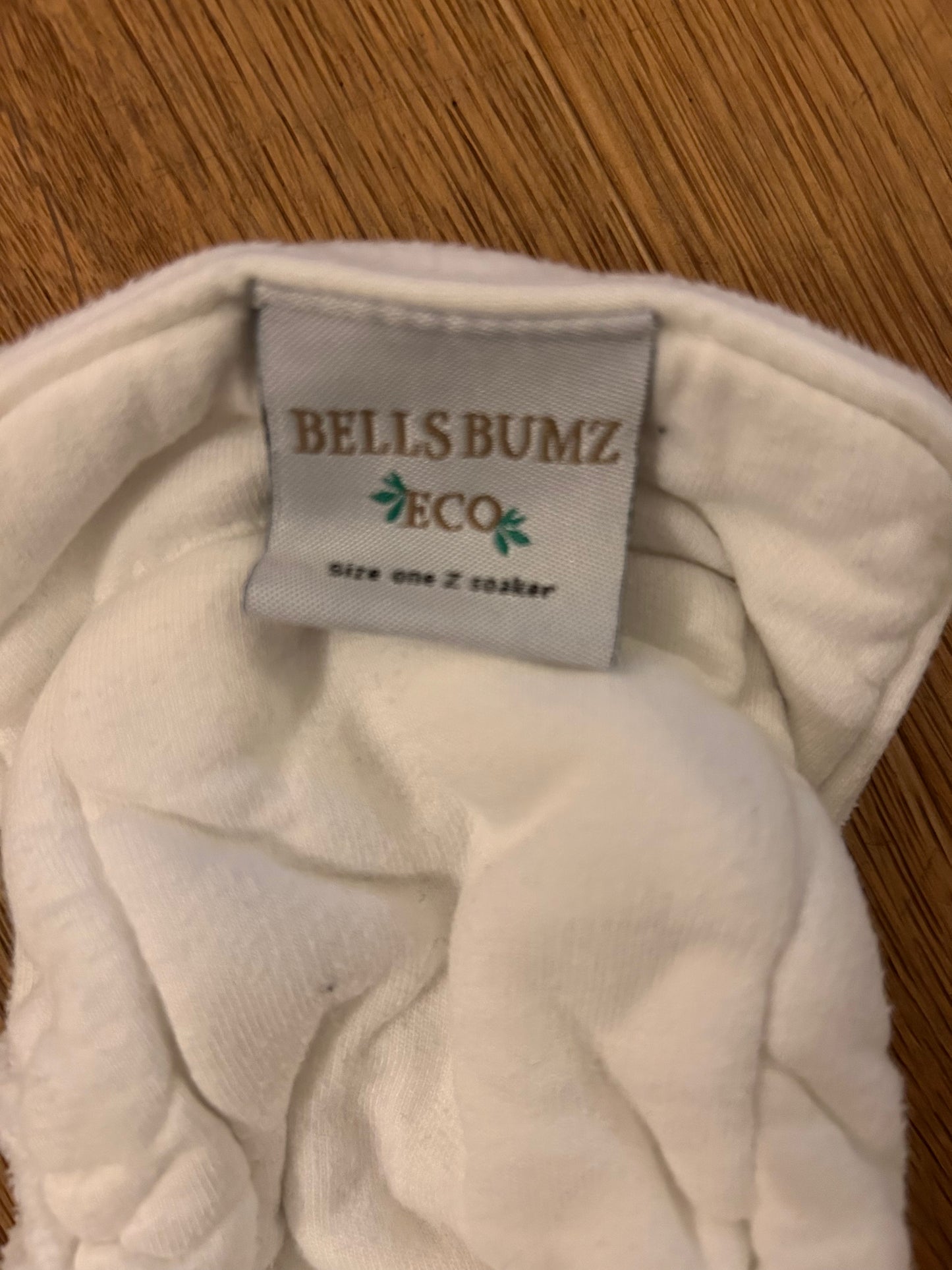 Bells Bumz size one Nappy z soaker white (boosters & inserts; #100)