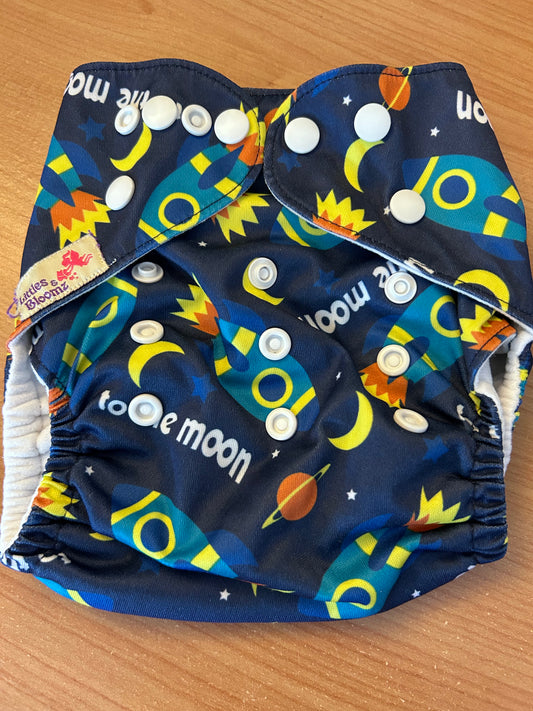 Littles and Bloomz pocket nappy (003)