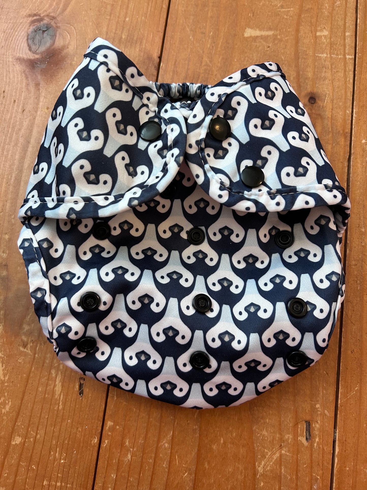 Buttons Diapers penguins wrap (056)