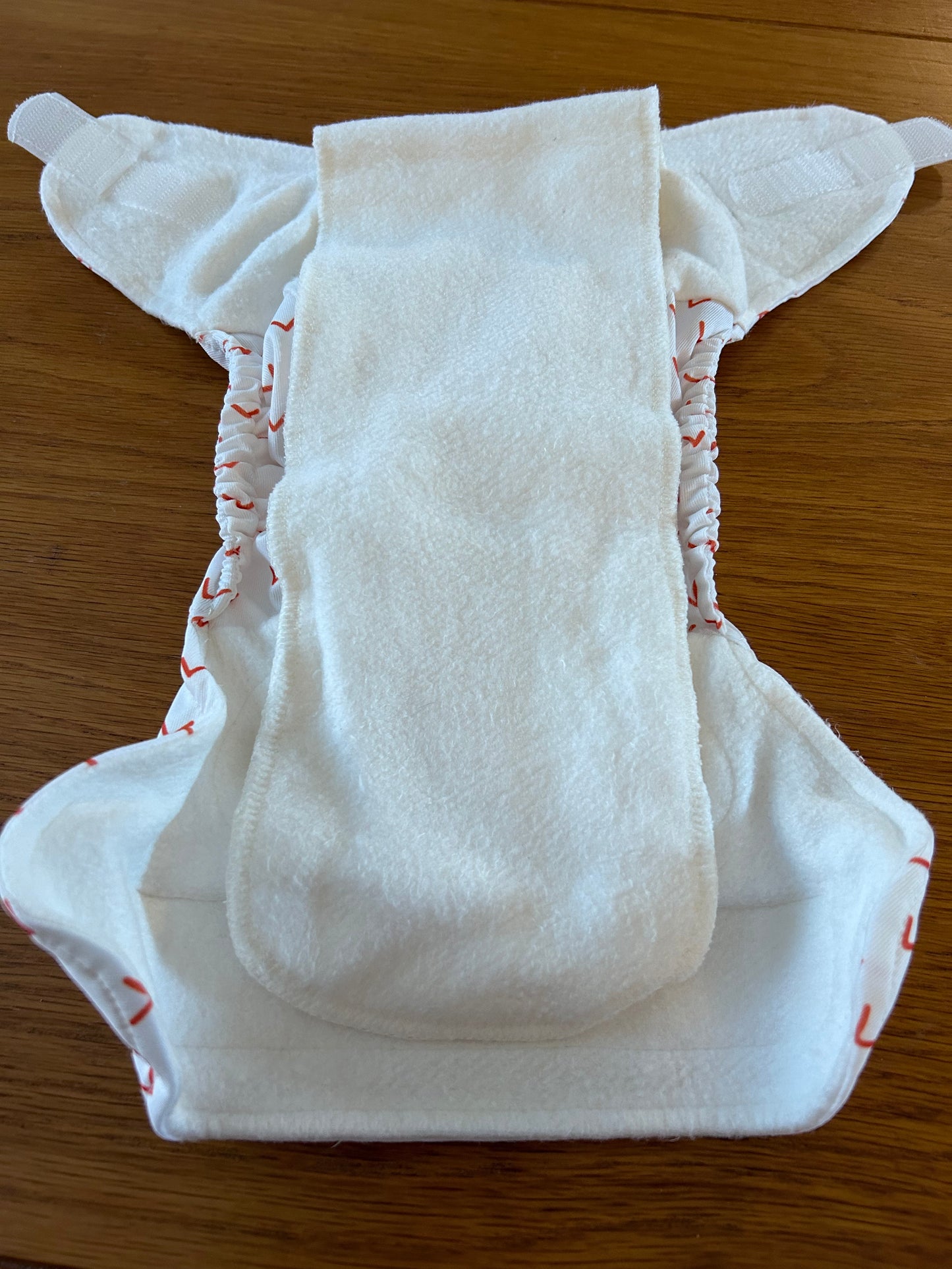 Kit and Kin All In One nappy, like new (061; unbranded)