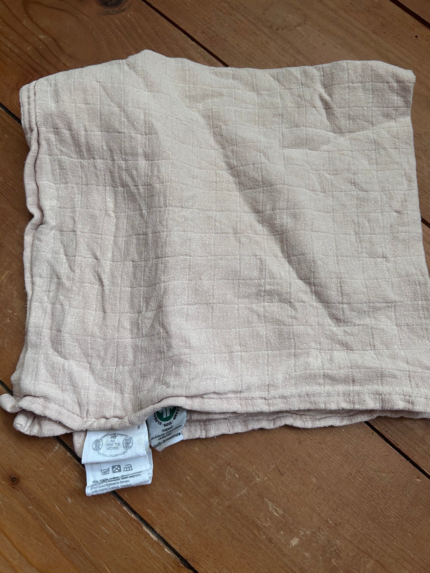 Flat nappy (unknown; flats and prefolds; 093)