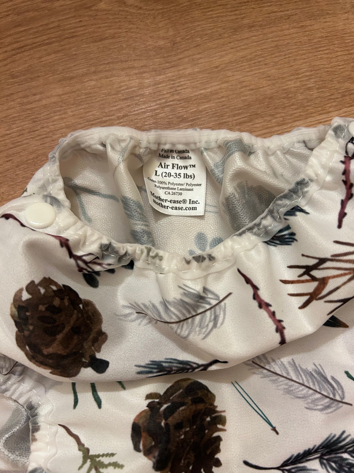 Motherease airflow large nappy wrap - brand new (003)