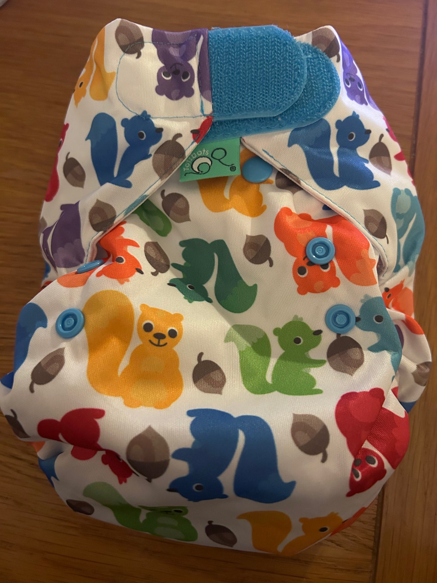 TotsBots wrap size 2 brand new (003)