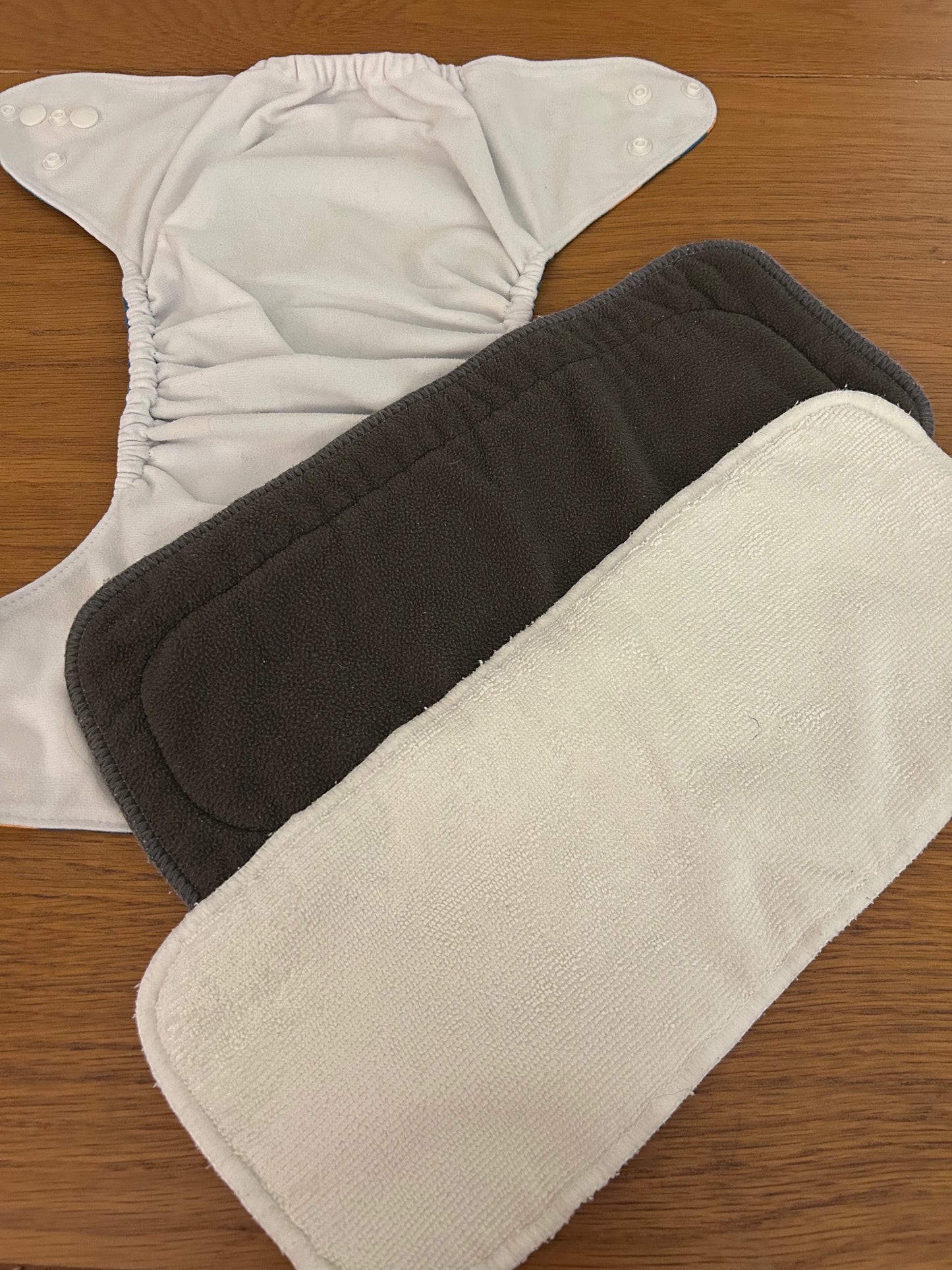 Alva baby pocket nappy with 2 inserts (003)