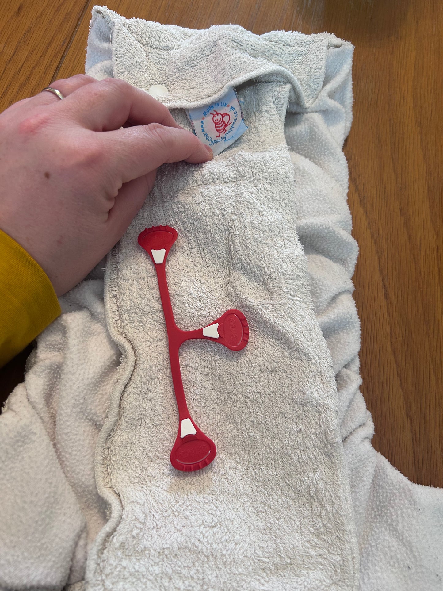Easy Peasy Bumble - Fitted Nappy (056)