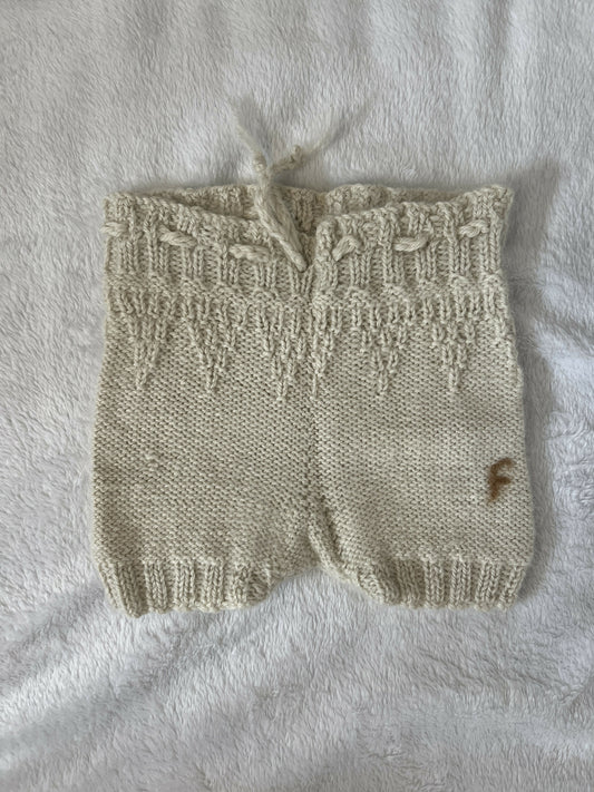 Fleur’s Fibres alpaca wool cover size 1