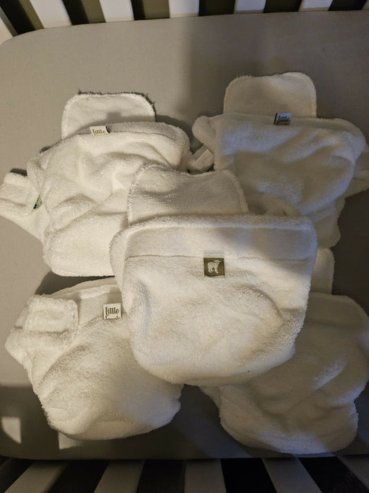 *Brand new* 5 little lamb size 2 microfiber nappies to use with wraps