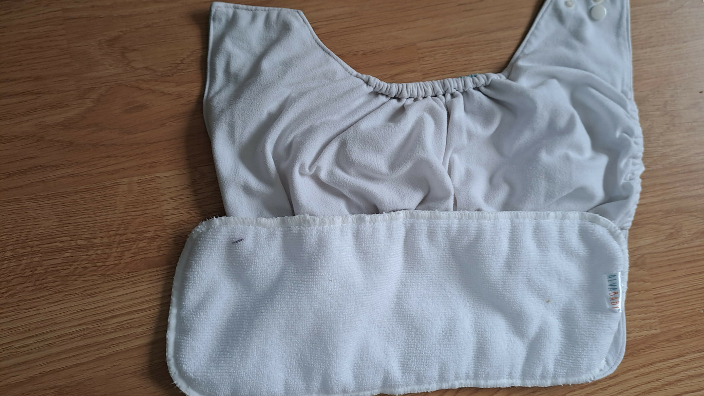 Alva pocket nappy with insert